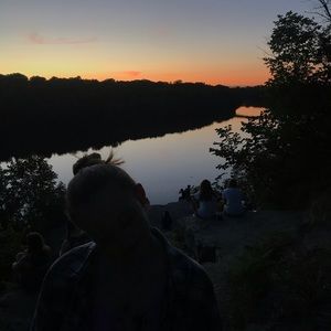 Meet your Posher, Charlotte